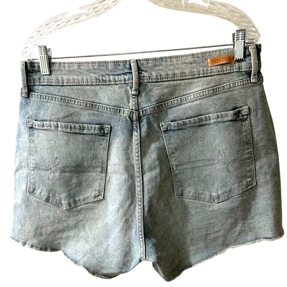 Levi's Denizen Women's High Waist‎ Blue Jean Shorts - Picture 3 of 5
